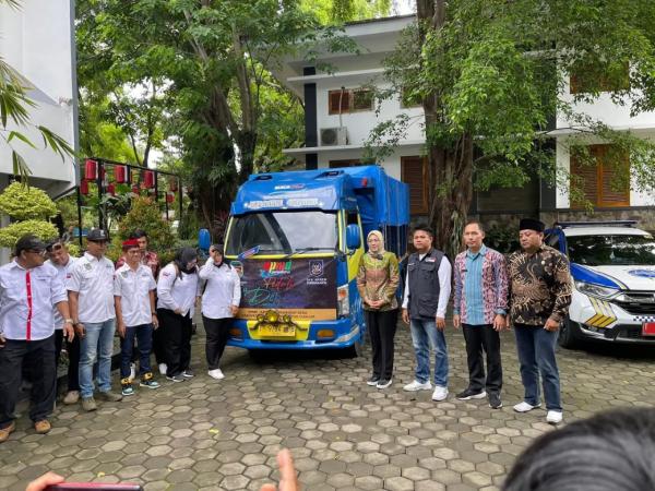 Para Kades di Purwakarta Kirimkan Bantuan Sembako untuk Korban Gempa Cianjur