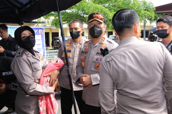 Ajaib, 3 Hari Tertimbun Runtuhan Gempa Cianjur, Balita Ditemukan dalam Kondisi Hidup