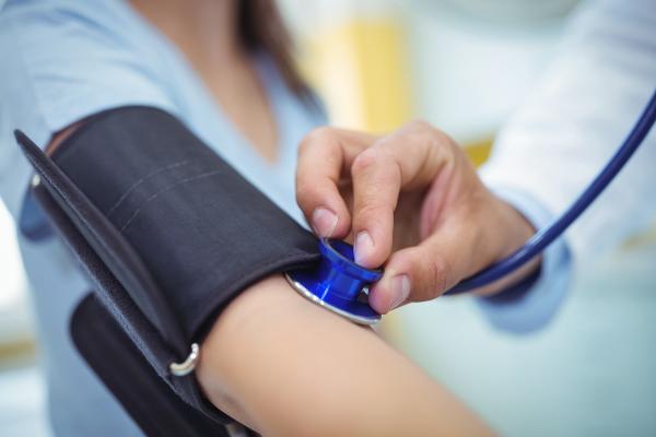 Sering Dilakukan Sehari-hari, Inilah 6 Kebiasaan yang Menyebabkan Tekanan Darah Melonjak