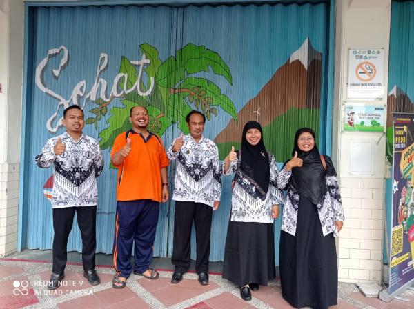 4 Kepala Sekolah Yogyakarta Bersilaturahmi Sekolah Penggerak Solo