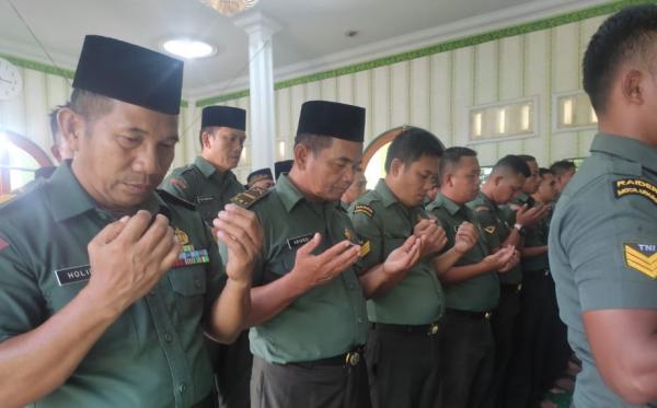 Gempa Cianjur, Puluhan Prajurit Kodim 0415/Jambi Gelar Salat Gaib, Yassin, Tahlil dan Doa