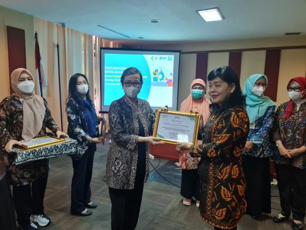 Dinkes Banten Diganjar Penghargaan dari Kemenkes