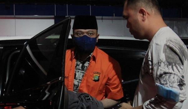 Penyidik Serahkan Kembali Berkas Perkara Teddy Minahasa ke Kejati DKI Jakarta