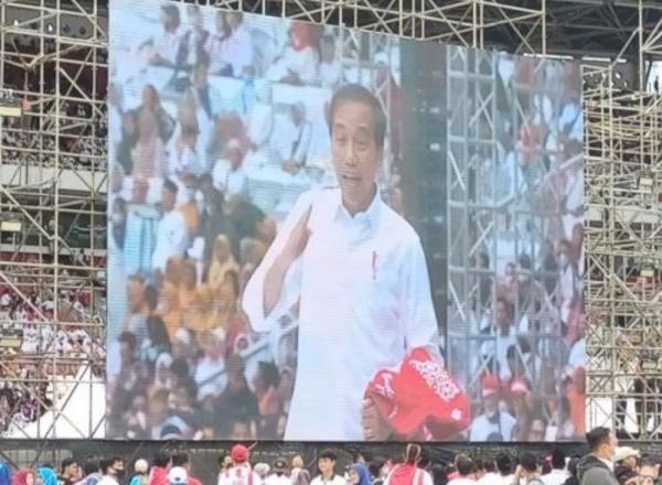 Jokowi Panasi Mesin Politik, Kumpulkan Relawan di Gelora Bung Tomo