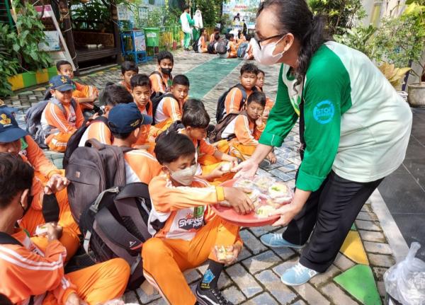 Kader Adiwiyata SMPN 3 Porong Belajar Kelola Sampah di Kampung Edukasi Sampah, Ini yang Diajarkan