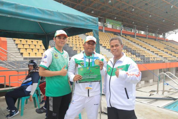 Hari Pertama Tim Para Renang Kabupaten Bogor Langsung Sabet 15 Medali Emas