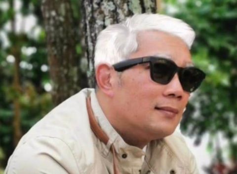 Ridwan Kamil Mendadak Heboh : Disuruh Istri Ganti Gaya Rambut, Tampil Beda dengan Rambut Putih