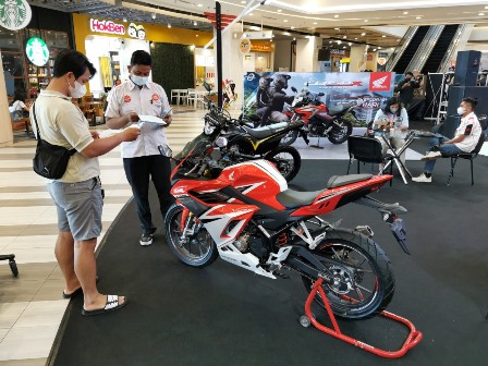 Ribuan Warga Pekanbaru Saksikan  Gelaran Honda Sport Motoshow
