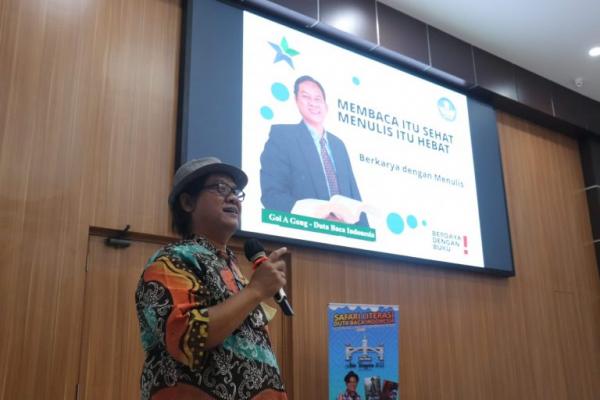Safari Literasi Sumatera, Duta Baca Indonesia Sebar Virus Membaca dan Menulis