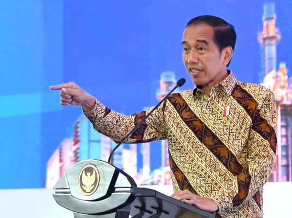 Jokowi Pantau Putusan MK dari Gorontalo