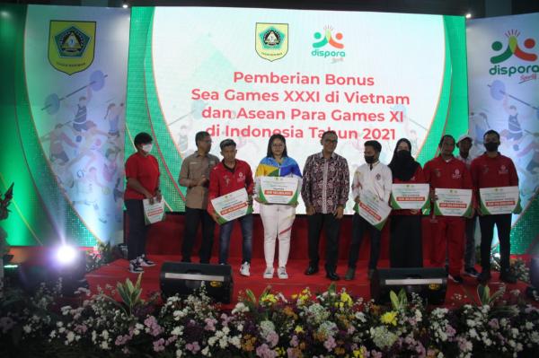 Beprestasi di Arena ASEAN Para Games 2021, Enam Atlet NPCI Kabupaten Bogor Diguyur Bonus