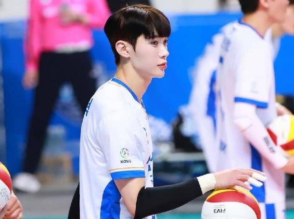 Atlet Bola Voli Korea Terlalu Ganteng, Stres Dibully Netizen lalu Bunuh Diri, Begini Kisahnya