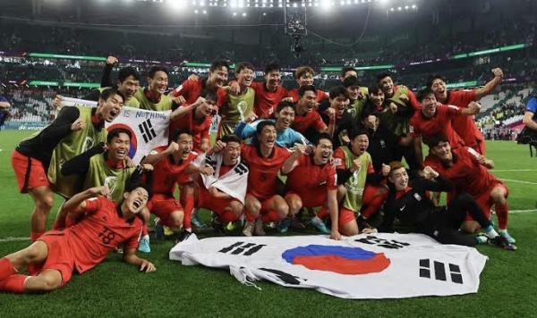 Poin Sama dan Selisih Gol Sama dengan Uruguay, Kenapa Korea Selatan yang Lolos?