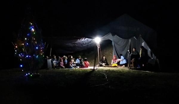 Sederhana dan Khidmat, BNNK Tana Toraja Rayakan Natal bersama Warga di Objek Wisata Tebing Romantis