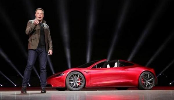 Luhut Bocorkan Elon Musk Bakal Bangun Pabrik Tesla di Indonesia