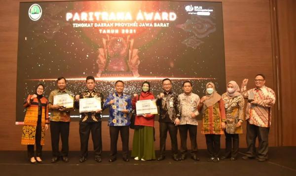 Kota Depok Juara Tiga Penghargaan Jaminan Sosoal Ketenagakerjaan Paritrana Award 2022