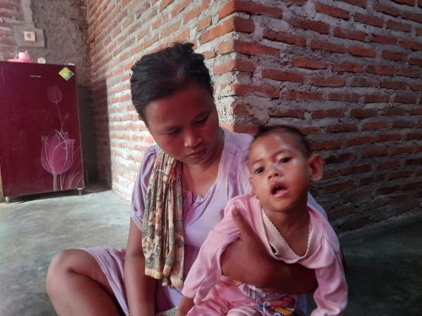 Gegara KIS Tidak Aktif, Keluarga Miskin di Brebes Tak Mampu Obati Anaknya