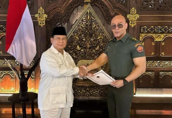 Sah! Deddy Corbuzier Resmi Sandang Pangkat Letnan Kolonel TNI AD