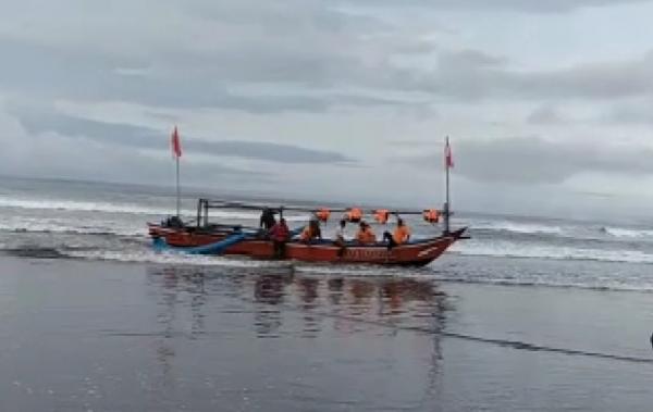 Bocah 10 Tahun Korban Tenggelam di Pantai Barat Pangandaran Akhirnya Ditemukan