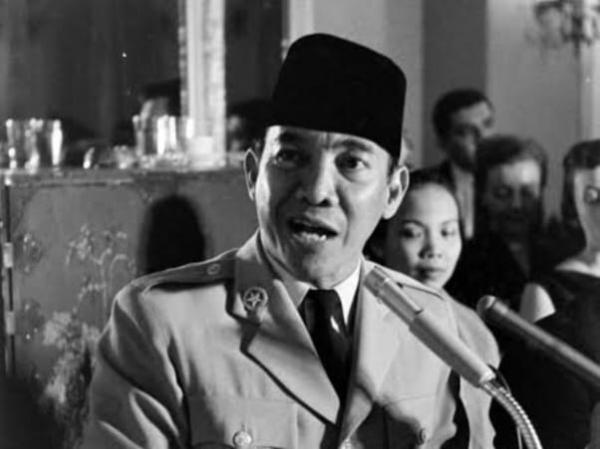 Soekarno Presiden RI ke-1, Putra sang Fajar Kelahirannya Disambut Letusan Gunung Kelud