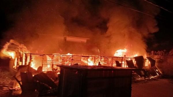4 Kontrakan dan 2 Motor di Tangerang Ludes Terbakar gegara Bakar Sampah