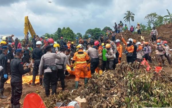 Hari ke-21, Tim SAR Gabungan Masih Cari 8 Korban Gempa Cianjur yang Hilang