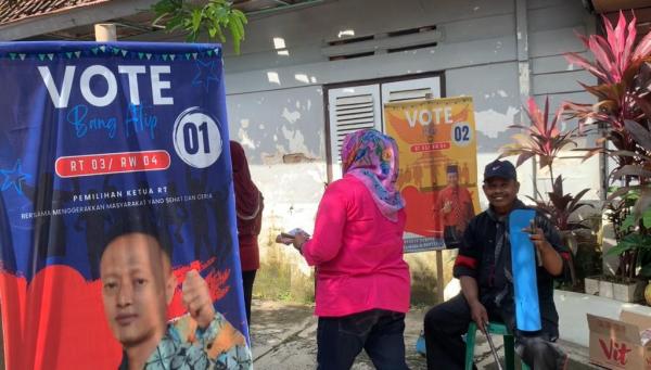 Unik, Warga Kemas Pemilihan Ketua RT ala Pilkada