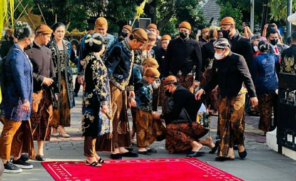 Ngunduh Mantu Kaesang dan Erina, Presiden Jokowi : Kanggo Nguri-uri Budaya Jawa