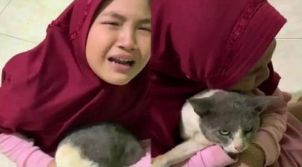 Bocah Menangis Histeris setelah Tahu Kucingnya Pulang, Padahal Hilang 1,5 Tahun