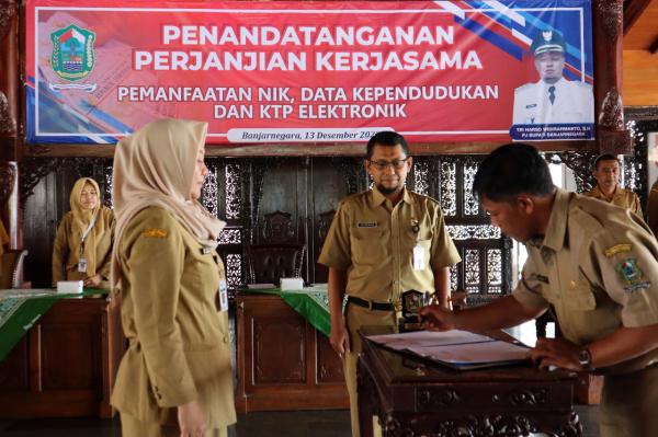 Dindukcapil Jalin MoU dengan Desa untuk Tertib Adminduk