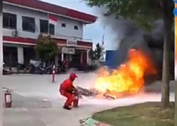 Viral! Motor Terbakar Di SPBU Tambahsari, Ini Penjelasan Polisi