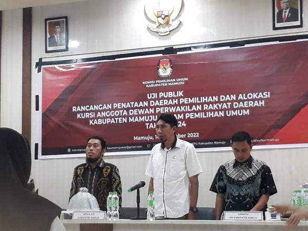 KPU Mamuju Gelar Uji Publik Penataan Dapil, Opsi Pertama Mengerucut