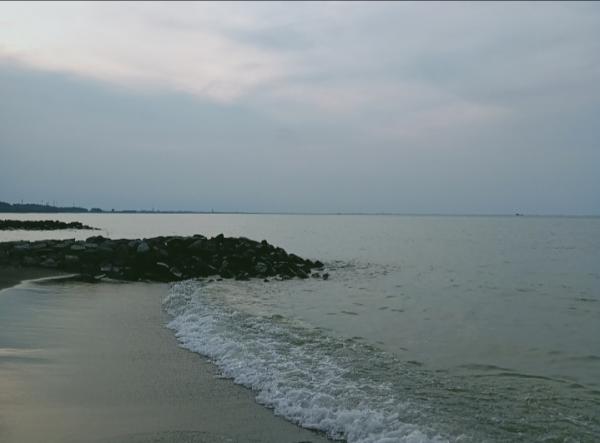 Yuk Intip! Ini Dia Pesona Pantai Pulau Kodok di Tegal Kota Bahari