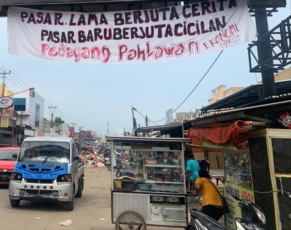 Soal Relokasi Pasar Rengasdengklok, Pedagang Gugat Pemkab dan KAI