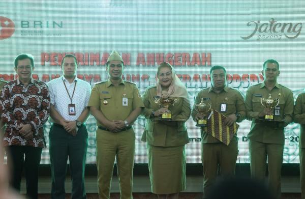 Kota Semarang Juara Umum Penghargaan Pemetaan Daya Saing Daerah Tingkat Provinsi Jateng