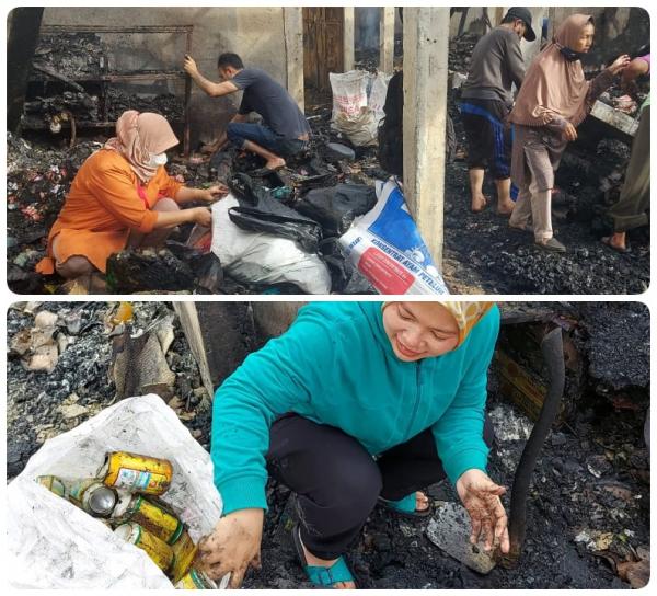 Pasca Kebakaran, Pedagang Pasar Ciawi Tasikmalaya Cari Barang-Barang yang Masih Bisa Diselamatkan