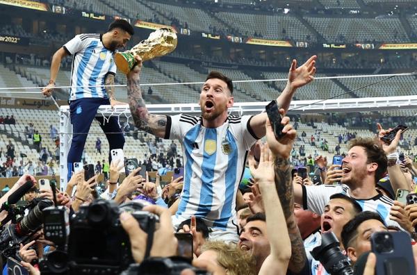 4 Kontroversi Pesta Juara Argentina, Hinaan Pemain hingga Suporter Tampil Toples