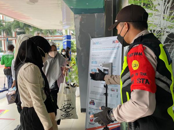 KAI Divre IV Tanjung Karang Siap Layani Angkutan Nataru 2022/2023, Simak Aturan Terbaru Naik Kereta