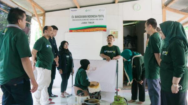 UKM Naik kelas, STIESIA Surabaya Kolaborasi dengan Batik Bangsawan