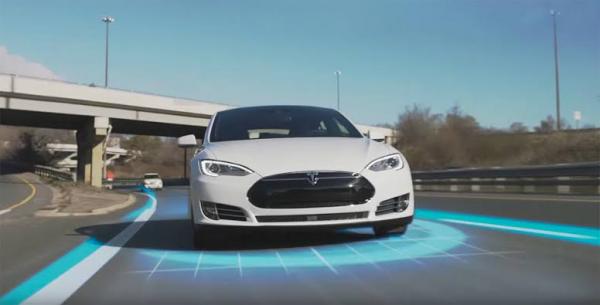 Sempat Dibuang, Tesla Kembali Gunakan Radar Keamanan Mobil