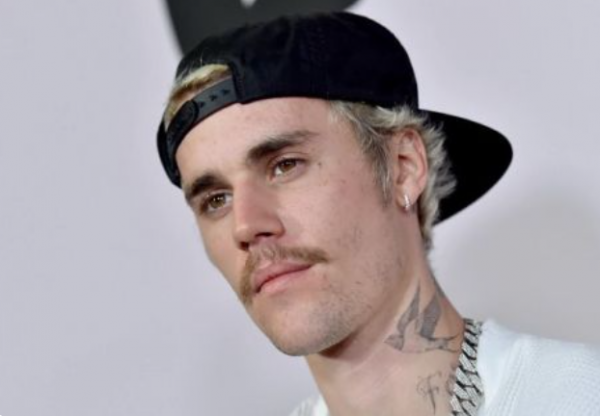 Justin Bieber Akan Jual Hak Musiknya Rp3,12 Triliun, Bangkrut?