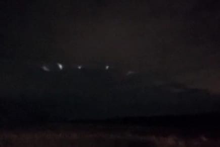 Diduga Pesawat UFO Tertangkap Kamera Penduduk di Amerika Serikat Viral