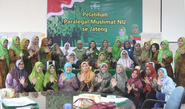Siapkan Kader Pendamping Korban Kekerasan, Muslimat NU Jateng Mendapat Pelatihan Paralegal