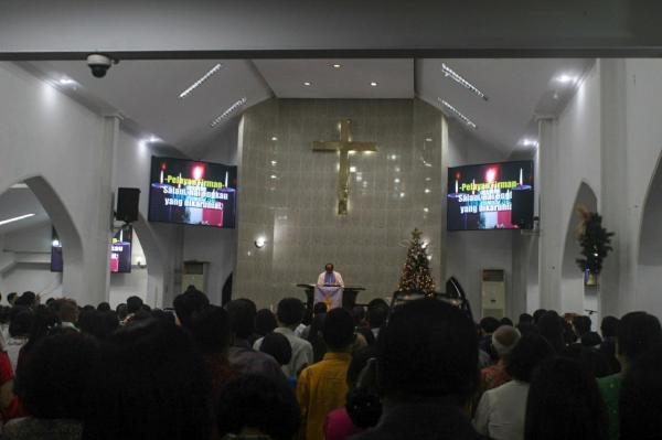 Foto-Foto Ibadah Malam Natal GPIB Depok