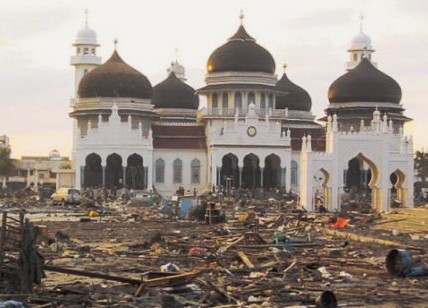 26 Desember 2004 Silam Bencana Tsunami Dahsyat Terjang Bumi Aceh, Ratusan Ribu Jiwa Jadi Korban
