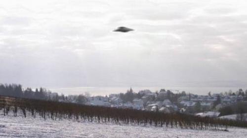 Dalam Seabad Tercatat Ratusan Ribu Laporan Penampakan UFO, Ini yang Paling Fenomenal !