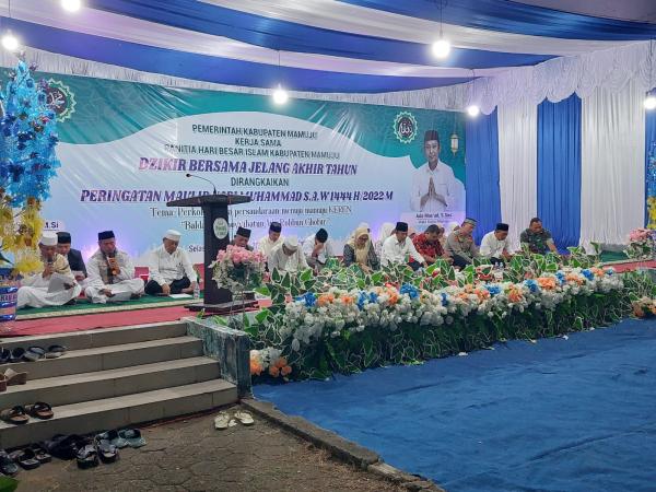 Jelang Akhir Tahun, Pemkab Mamuju Gelar Dzikir Bersama Dirangkaikan Maulid Nabi Muhammad SAW