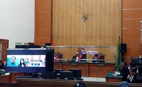 Eks Menpora Roy Suryo Divonis 9 Bulan Penjara Terkait Kasus Meme Stupa Mirip Presiden Jokowi
