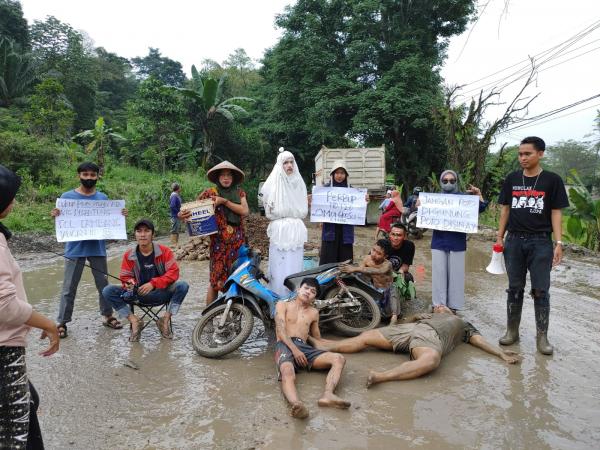 Refleksi Akhir Tahun, HMR Tagih Janji Realisasi Jalur Tambang ke Gubernur