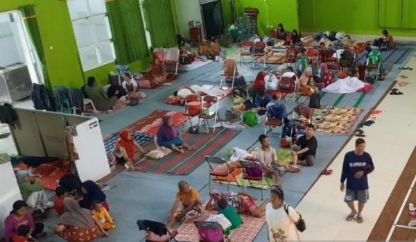 149 Warga Kudus Lewati Malam Pergantian Tahun di Tenda Pengungsi Akibat Rumah Terendam Banjir